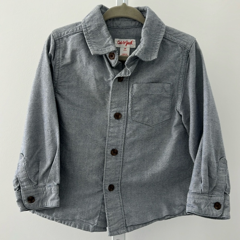 CAT & JACK chambray twill long sleeve button down shirt blue 2T